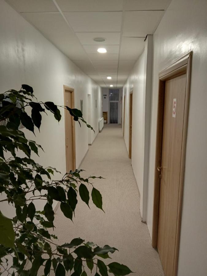 Hunedoara Sport Confort Hotel Exterior foto